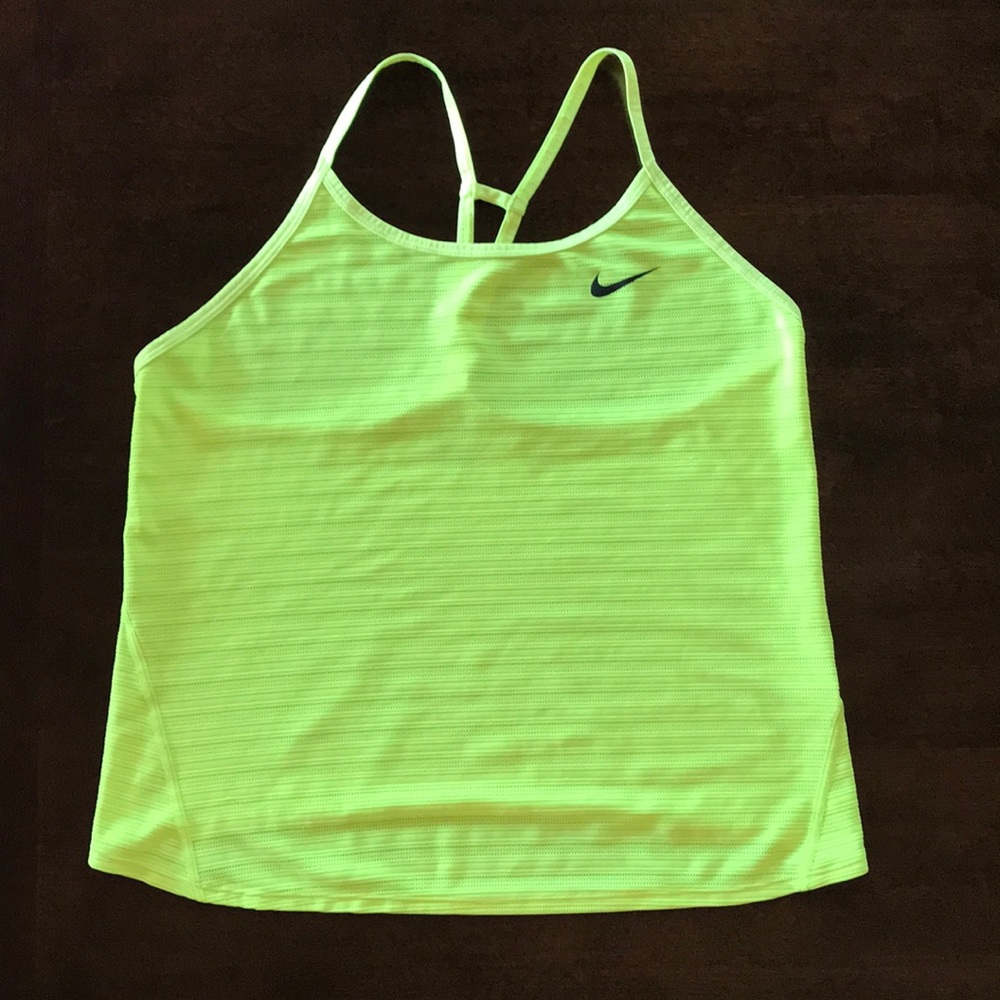 ⭐️Nike Dri-fit tank Medium